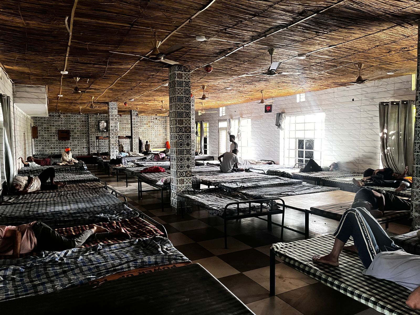 Rooms & Dormitories